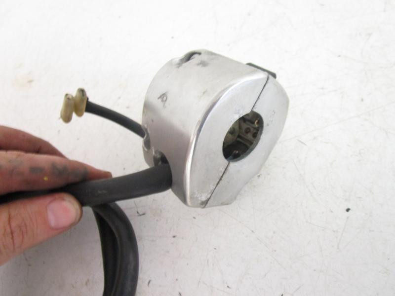 01 Suzuki VS 800 Intruder Left Handlebar Switch 37400-39AC0 1995